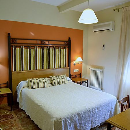 Hotel Mercedes Аранхуэс Экстерьер фото