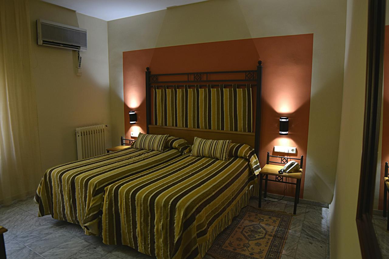 Hotel Mercedes Аранхуэс Экстерьер фото